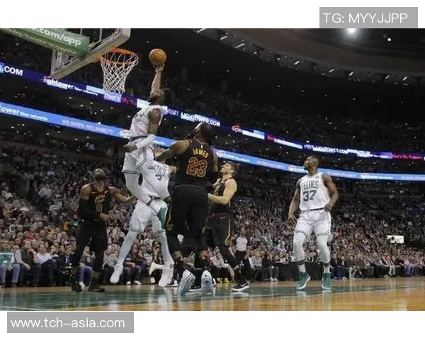 凯尔特人防守调整策略解析提升球队整体防守效率与竞争力