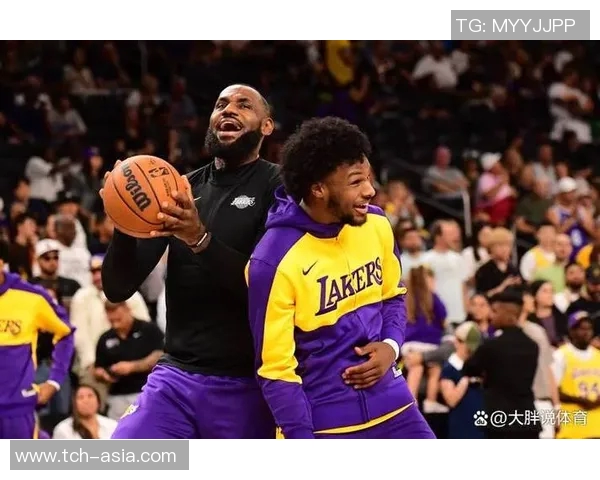 湖人官方宣布重磅交易，詹姆斯联手安东尼成球队双核心