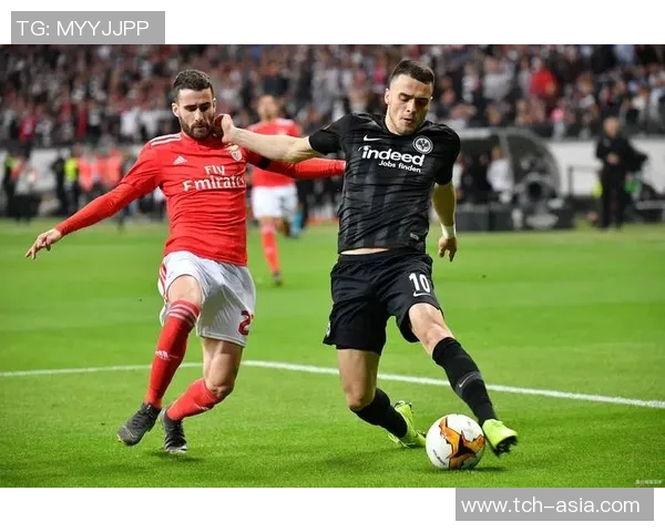 勒沃库森客场连胜法兰克福遭遇连败:德甲联赛风云再起